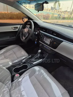 Toyota Corolla LE Premium 4dr Sedan (1.8L 4cyl CVT) 2014 Black