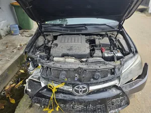 Toyota Camry XSE 4dr Sedan (3.5L 6cyl 6A) 2017