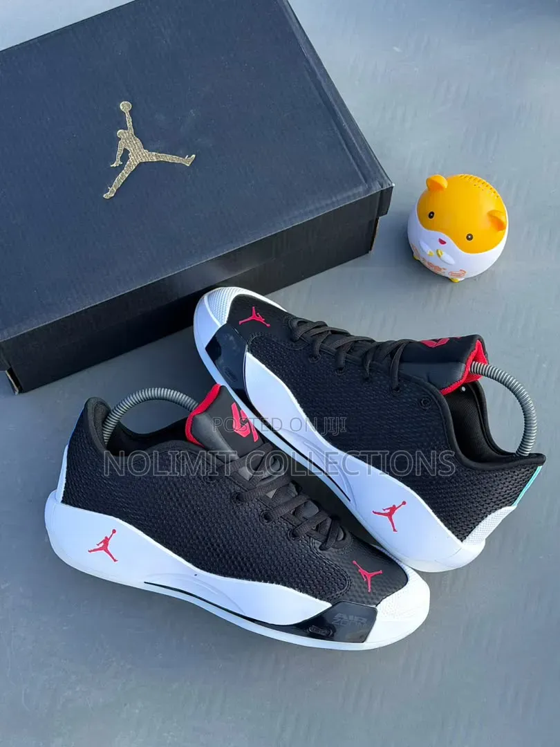 Jordan Luca 77 Sneakers