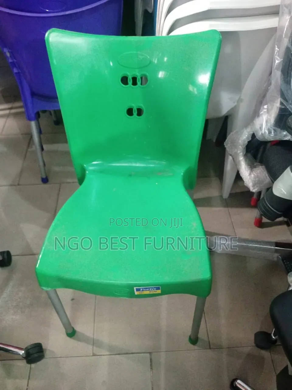 Iron Leg Plastic Chair