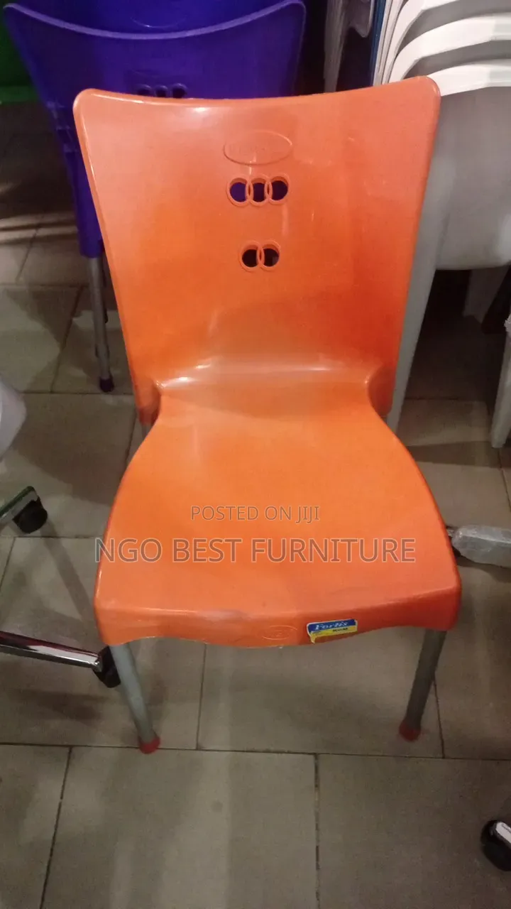 Iron Leg Plastic Chair