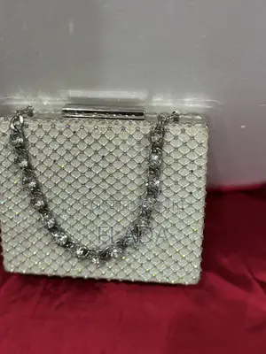 Luxury Sparkling Rhinestone Box Evening Clutch Bag