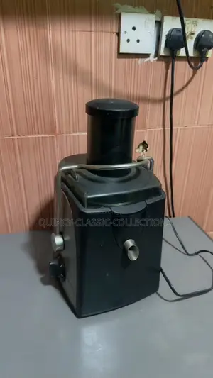 Fairly Used Electric Juice Extractor