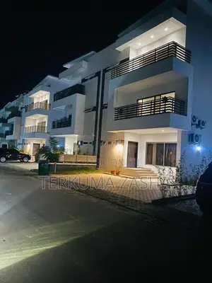 4bdrm Duplex in Lifecamp for sale