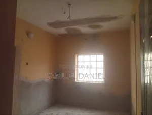 2bdrm Block of Flats in Obaolaide Estate, Ibeshe / Ikorodu for rent