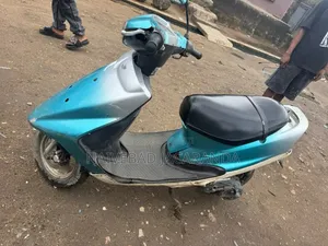 Honda 2014 Blue