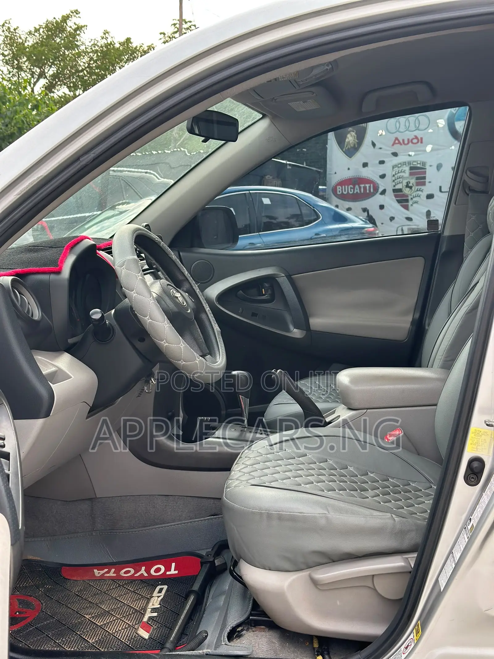 Toyota RAV4 2012 Silver