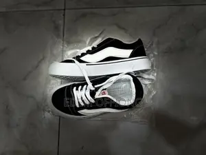 Vans Sneakers