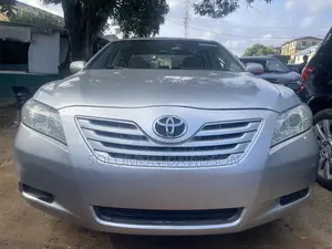 Toyota Camry LE 4dr Sedan (2.4L 4cyl 5A) 2008 Silver