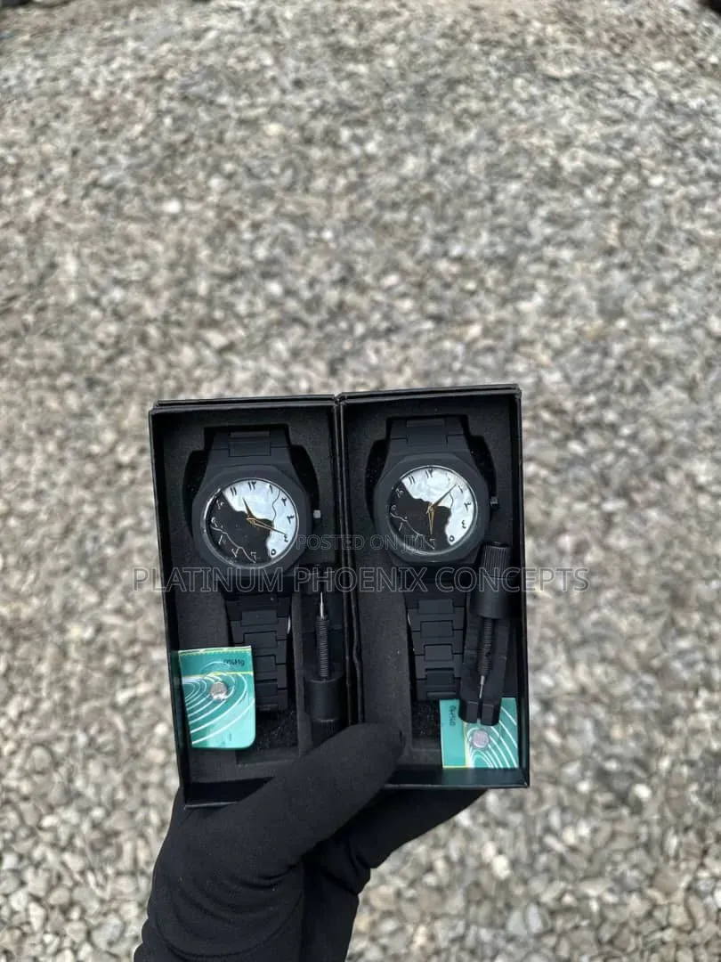 Valenzo Wristwatch (Fully Boxed)