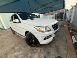 Mercedes-Benz M Class ML350 4MATIC 4dr SUV AWD (3.5L 6cyl 7A) 2015