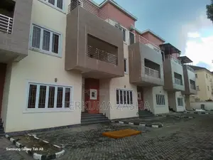 4bdrm Townhouse/Terrace in Kaura for sale