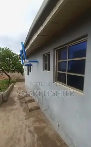 Studio Apartment in Phase 2 / Jikwoyi for sale
