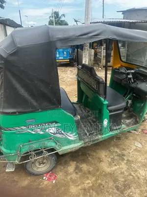 TVS King Deluxe Plus iTouch Start 2025 Green