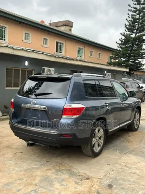 Toyota Highlander Limited 3.5L 2WD 2013 Blue