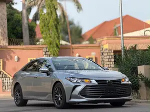 Toyota Avalon 2021 Silver