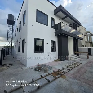 5bdrm Duplex in Mshel, Kiami for sale