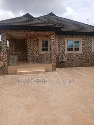 Furnished 6bdrm Bungalow in Doland, Ojodu for sale