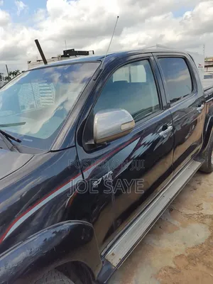 Toyota Hilux 2.0 VVT-i 2010 Black