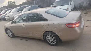 Toyota Camry 2010 Gold