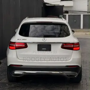 Mercedes-Benz GLC-Class 2019 White