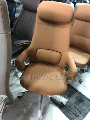 Luxury Brown Executive Office Chair – Premium Leather