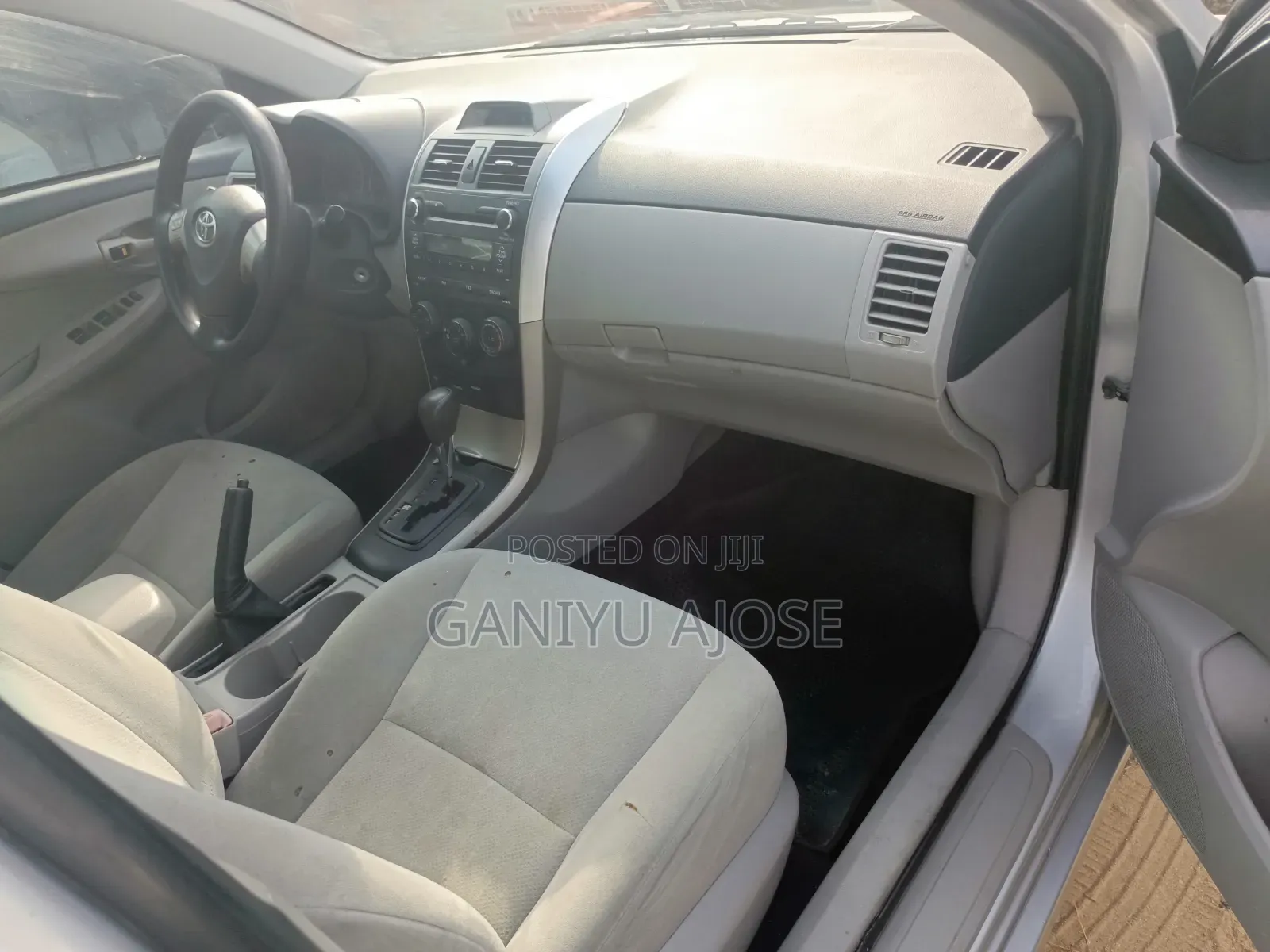 Toyota Corolla 2013 Silver