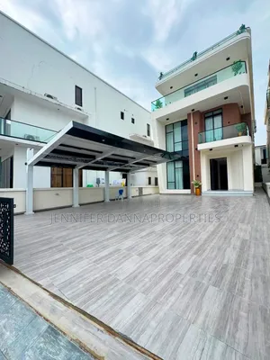 5bdrm Duplex in Discovery Park, Chevron for sale