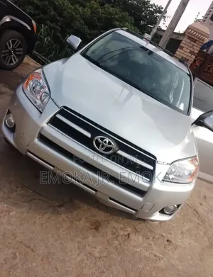 Toyota RAV4 2012 Silver