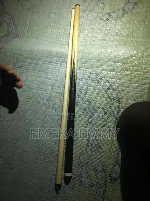 2 1 Snooker Cue Stick - Neatly Used