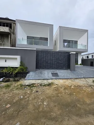 5bdrm Duplex in Ado / Ajah for sale