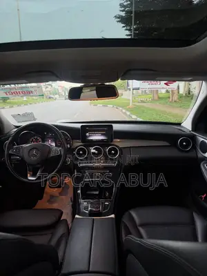 Mercedes-Benz C300 2016 Black