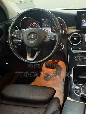 Mercedes-Benz C300 2016 Black