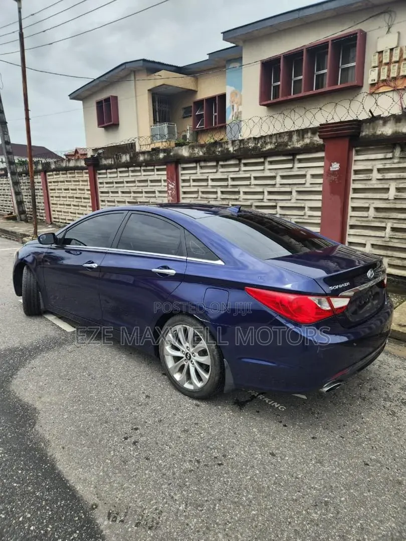 Hyundai Sonata 2013 Blue