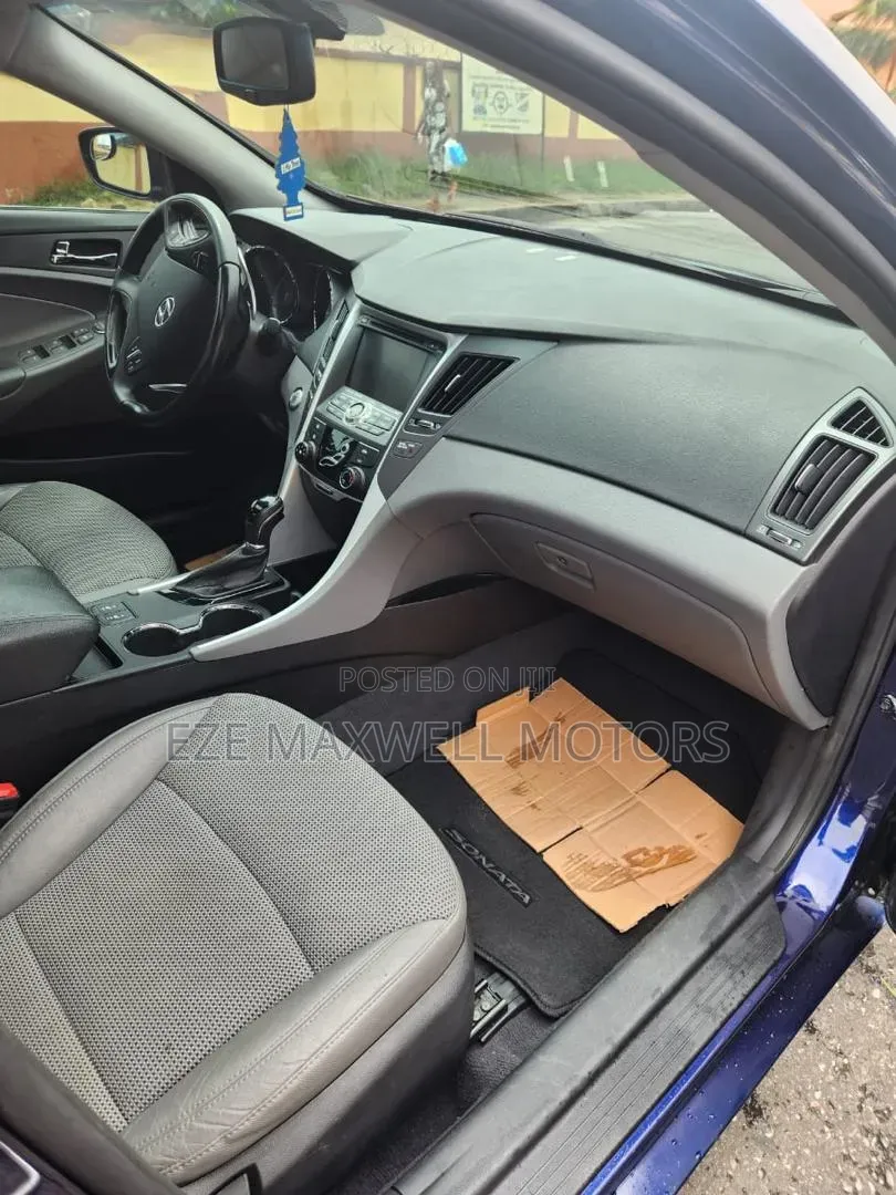 Hyundai Sonata 2013 Blue