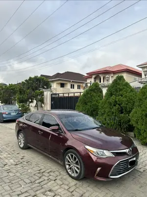 Toyota Avalon XLE 4dr Sedan (3.5L 6cyl 6A) 2014