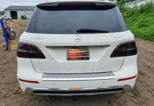 Mercedes-Benz M Class ML 550 4Matic 2013 White
