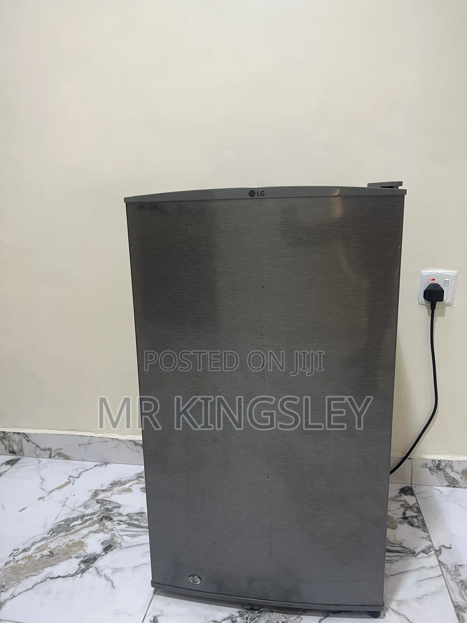 LG 95L GL131slq Refrigerator