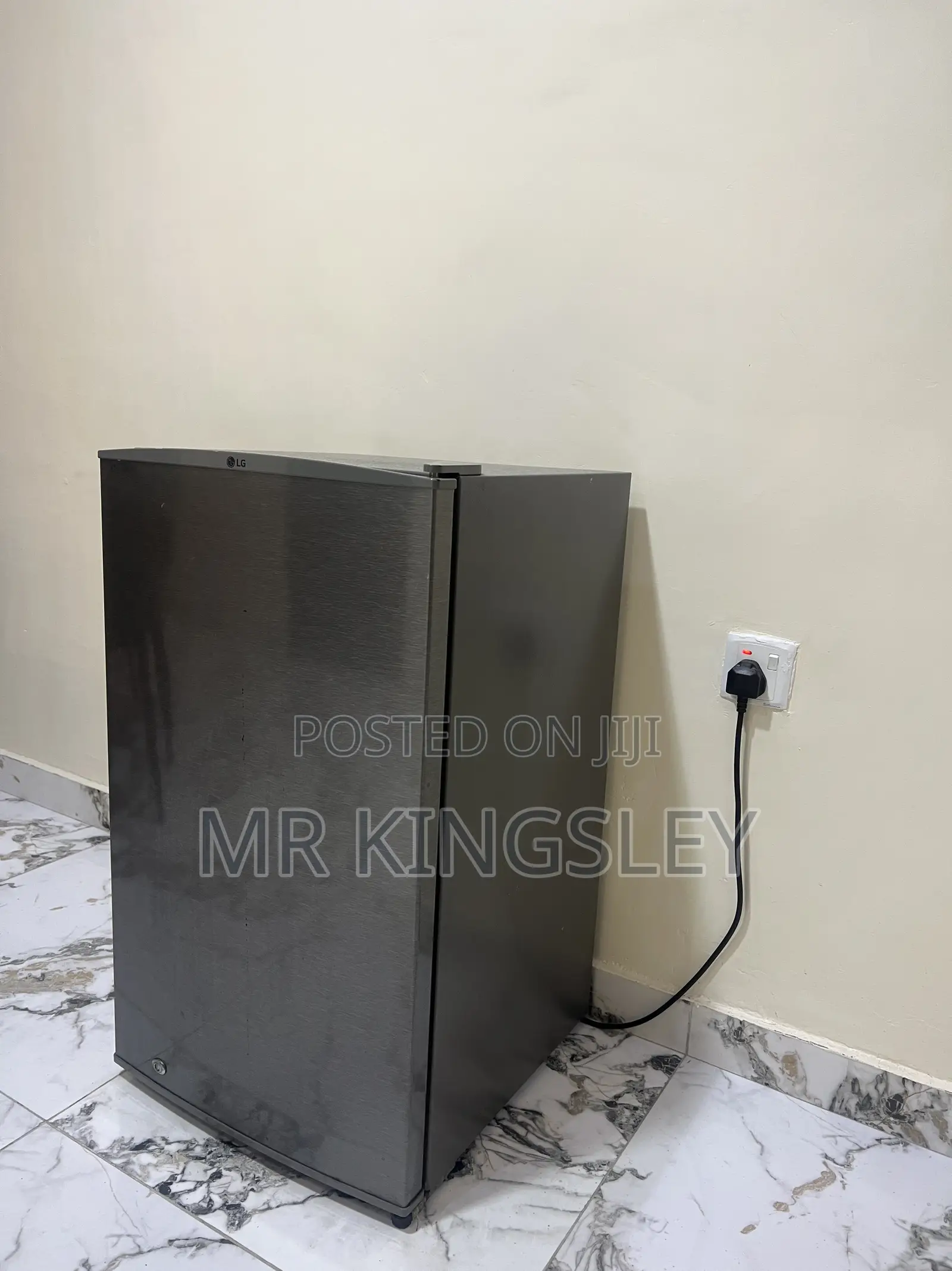 LG 95L GL131slq Refrigerator