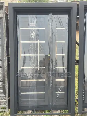 Iron Padded Door With Stillness Handles