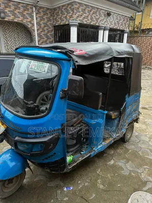 TVS Apache RTR 160 2V 2022 Blue