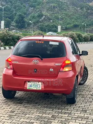 Toyota Yaris 2008 Red