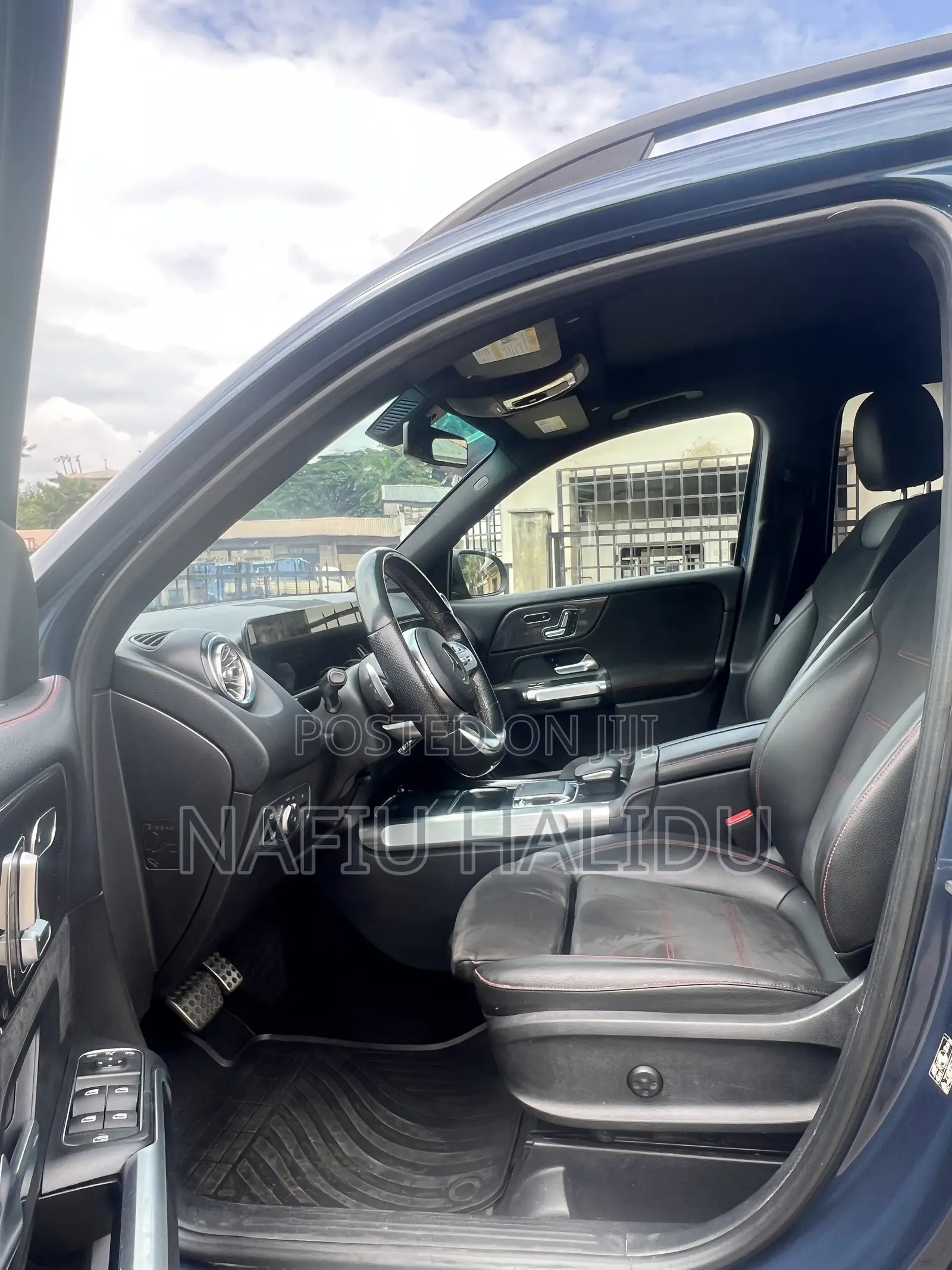 Mercedes-Benz GLB-Class 2020 Blue