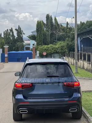 Mercedes-Benz GLB-Class 2020 Blue