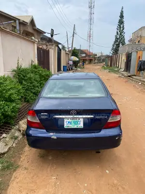 Toyota Camry 2004 Blue