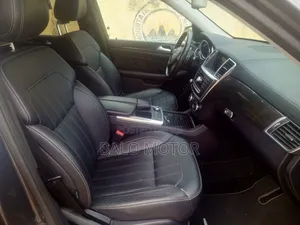 Mercedes-Benz GLE-Class 2016 Blue
