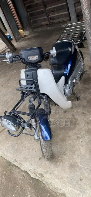Honda CB 2023 Black