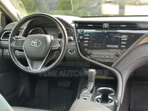 Toyota Camry 2019 Blue