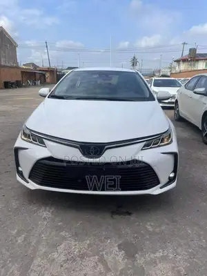 Toyota Corolla 2021 White