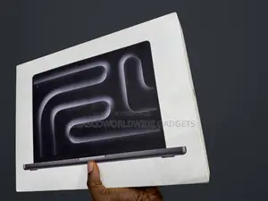 New Laptop Apple MacBook Pro 2025 M5 16GB Apple M5 SSD 1T